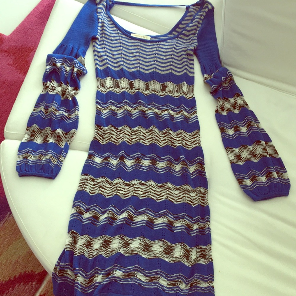 Arden B light sweater dress Small. Blue/blk/silver